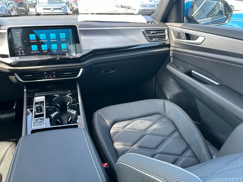 New 2026 Volkswagen Atlas Cross Sport SE FWD image 11