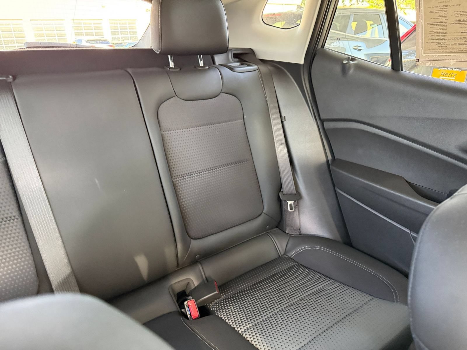 Used 2025 Chevrolet Trax LT FWD image 37