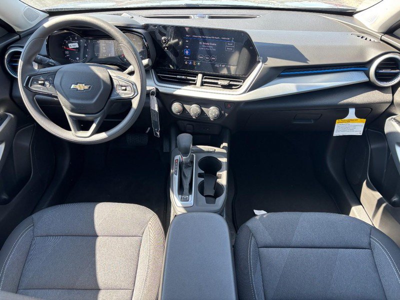 New 2026 Chevrolet Trax LS w/ LS Convenience Package FWD image 6