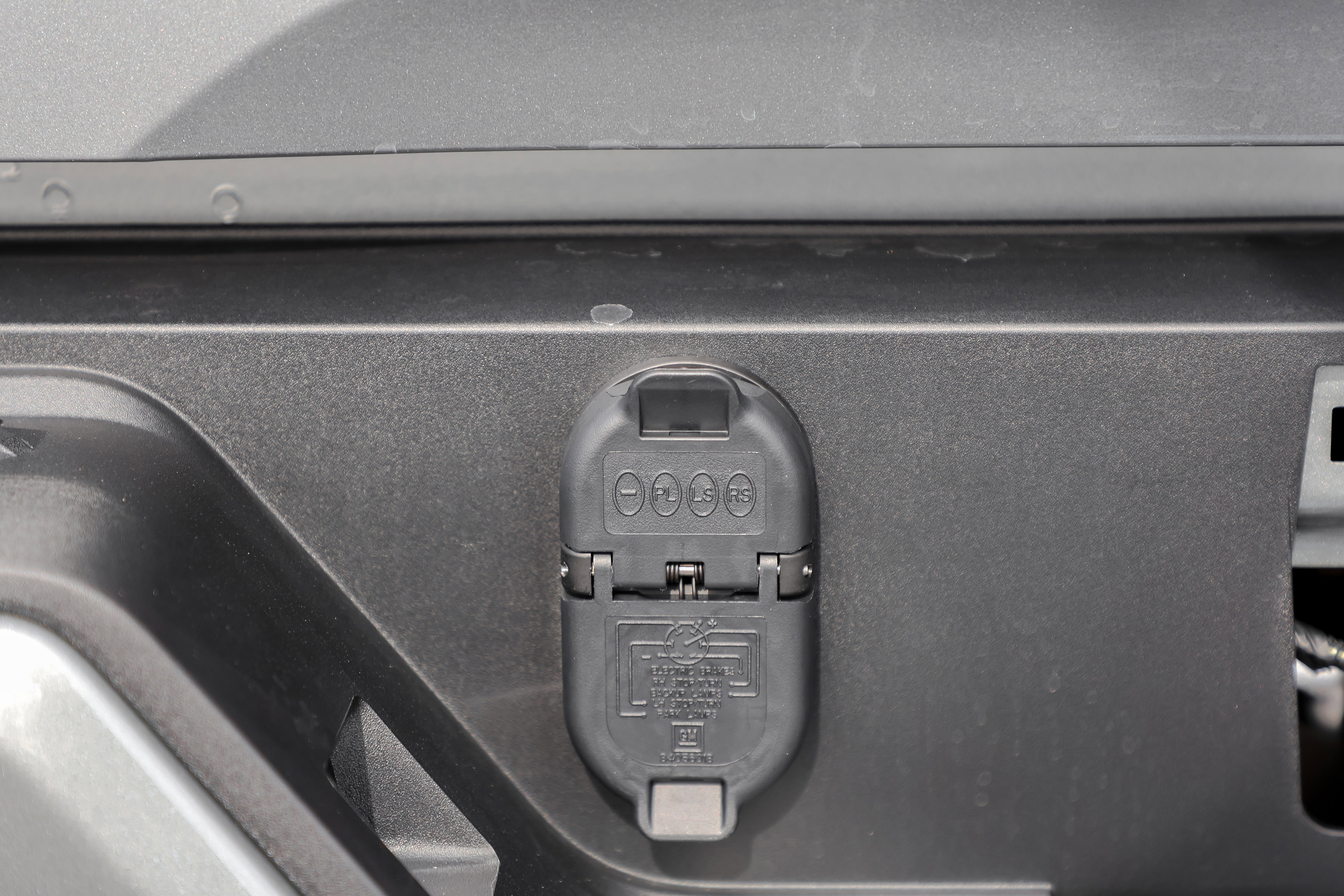 New 2026 GMC Canyon Elevation w/ Convenience Package image 11