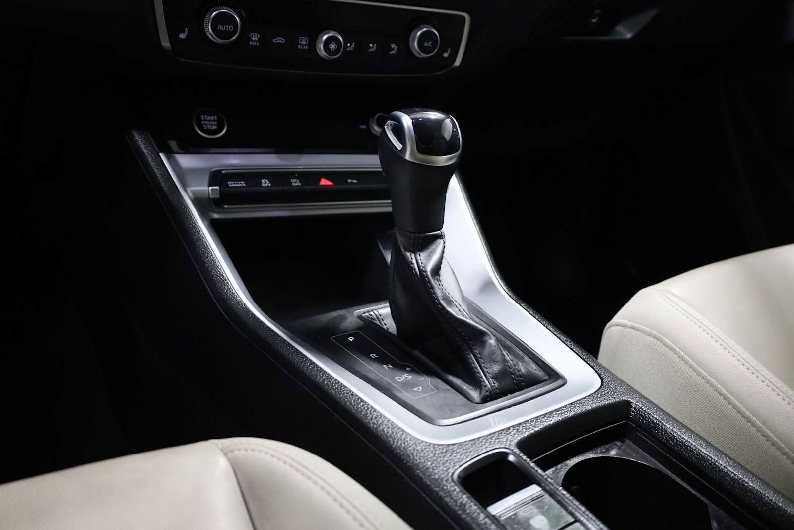 Used 2022 Audi Q3 2.0T Premium w/ Convenience Package image 26