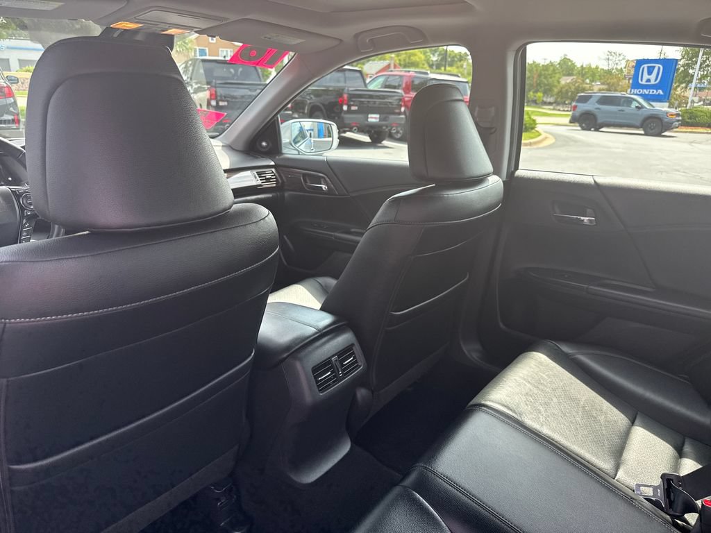Used 2016 Honda Accord EX-L image 22