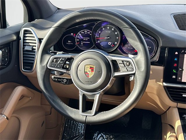 Used 2023 Porsche Cayenne Platinum Edition image 5