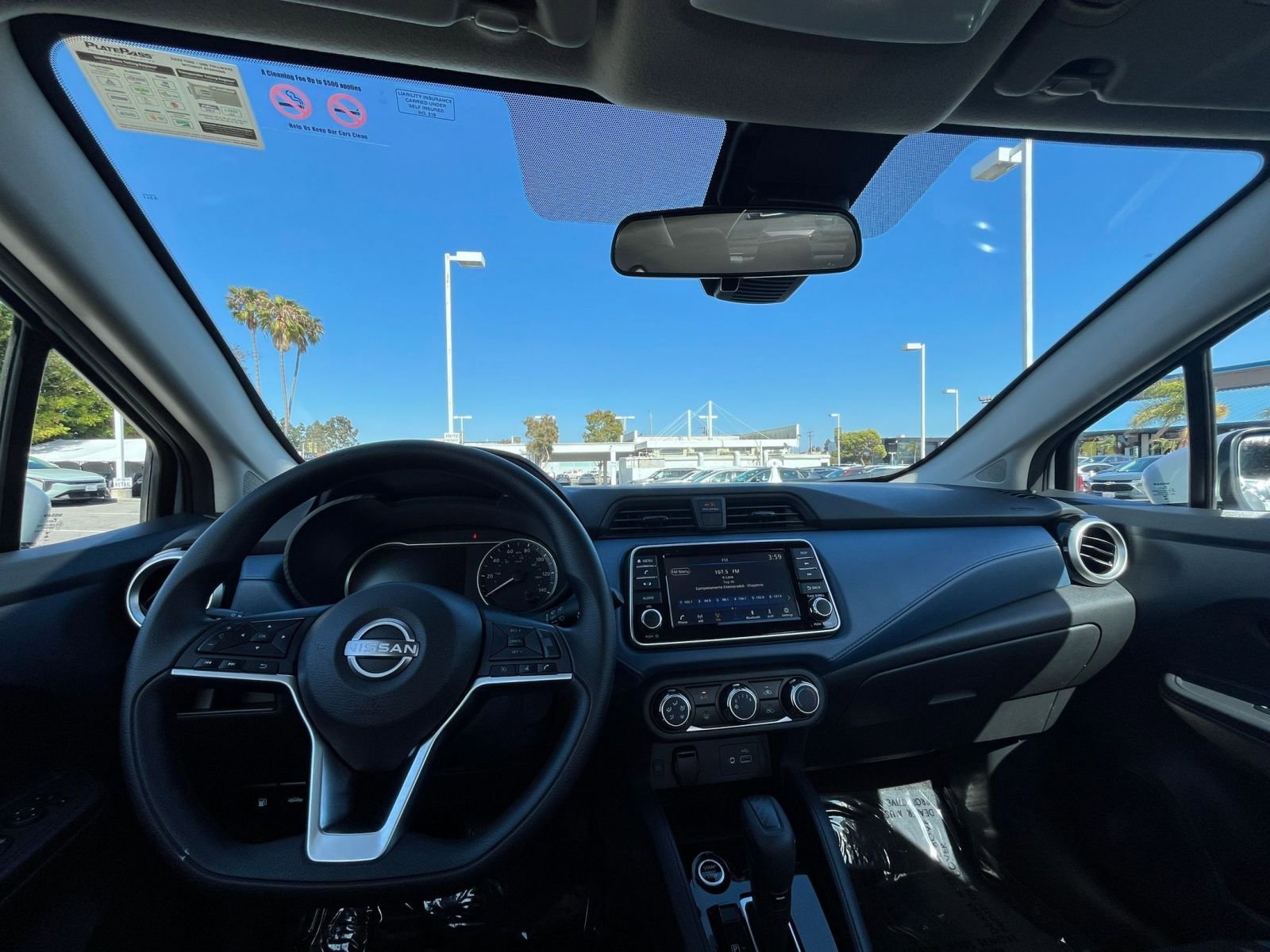 Used 2025 Nissan Versa SV FWD image 33