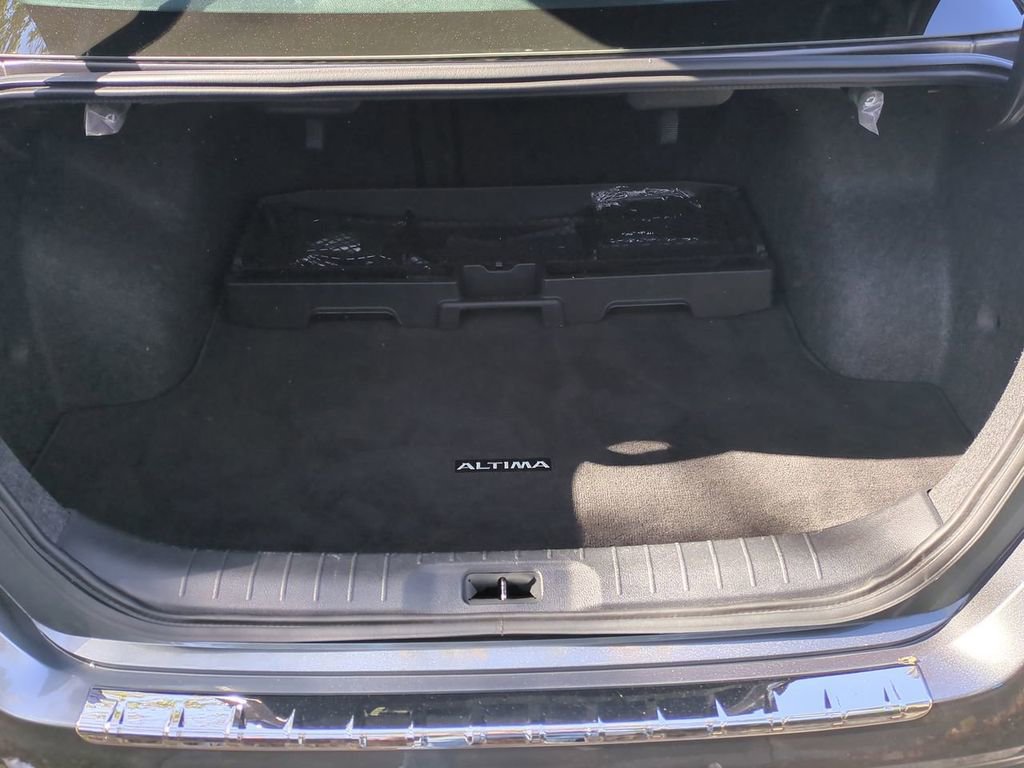 Used 2022 Nissan Altima 2.5 SV image 12