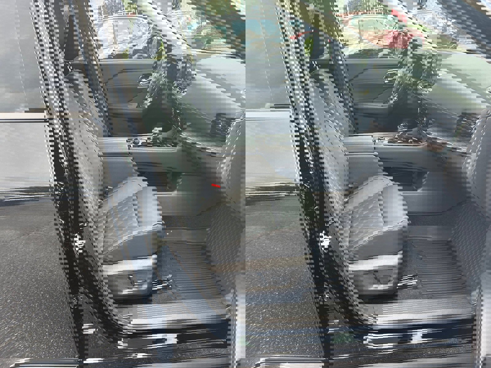 New 2026 Nissan Rogue Platinum image 13