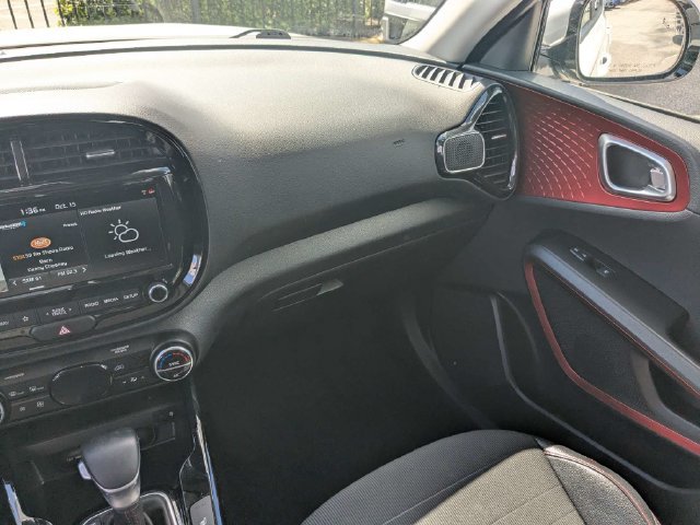 Used 2020 Kia Soul GT-Line Turbo FWD image 17