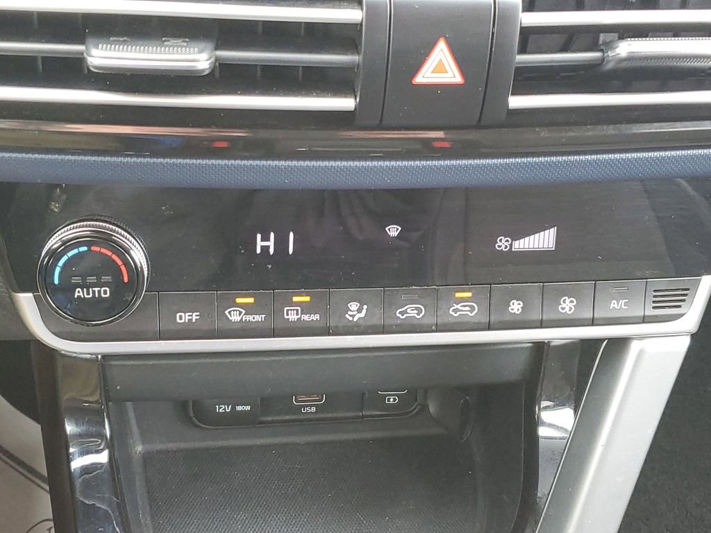 Used 2023 Kia Seltos Nightfall Edition image 16