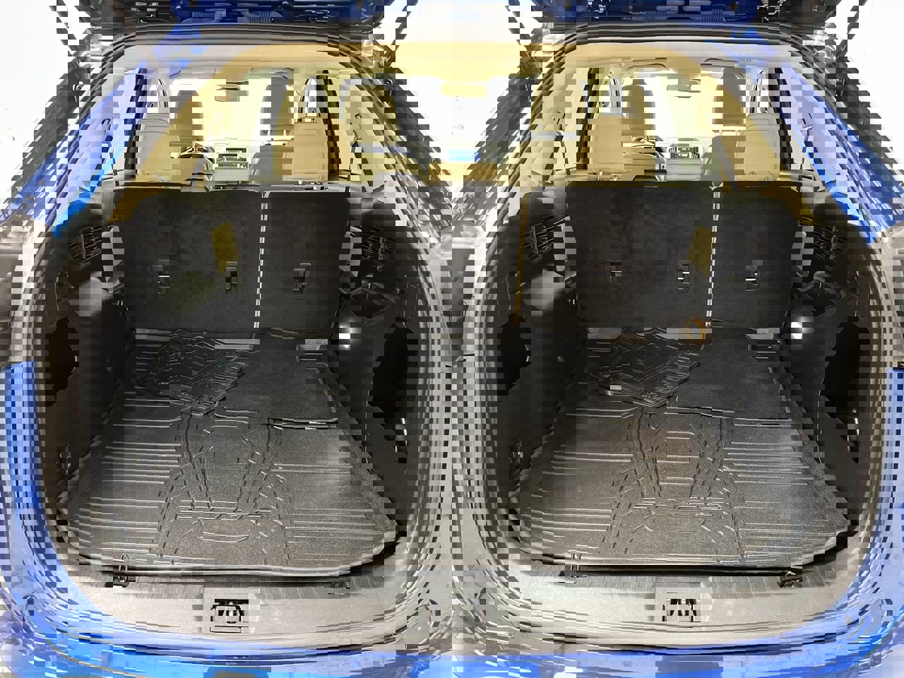 Used 2023 Ford Edge SE image 25