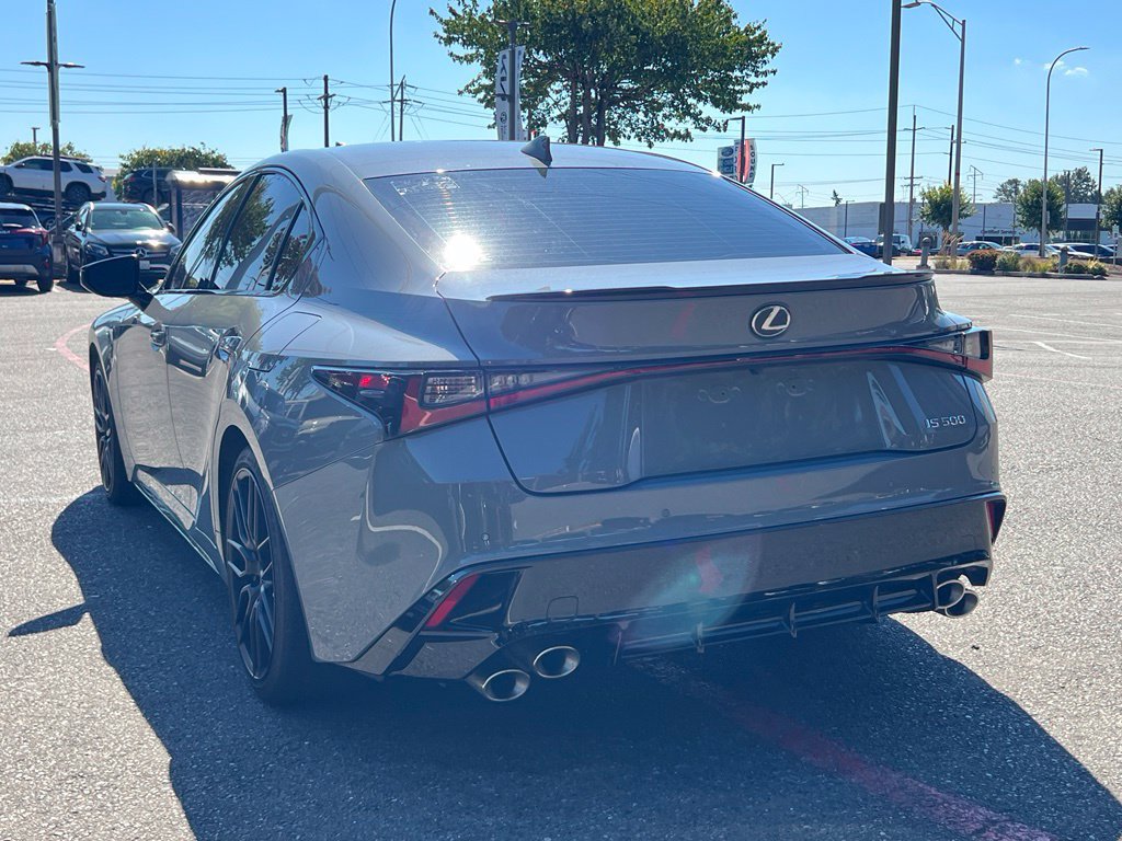 Used 2022 Lexus IS 500 RWD image 9