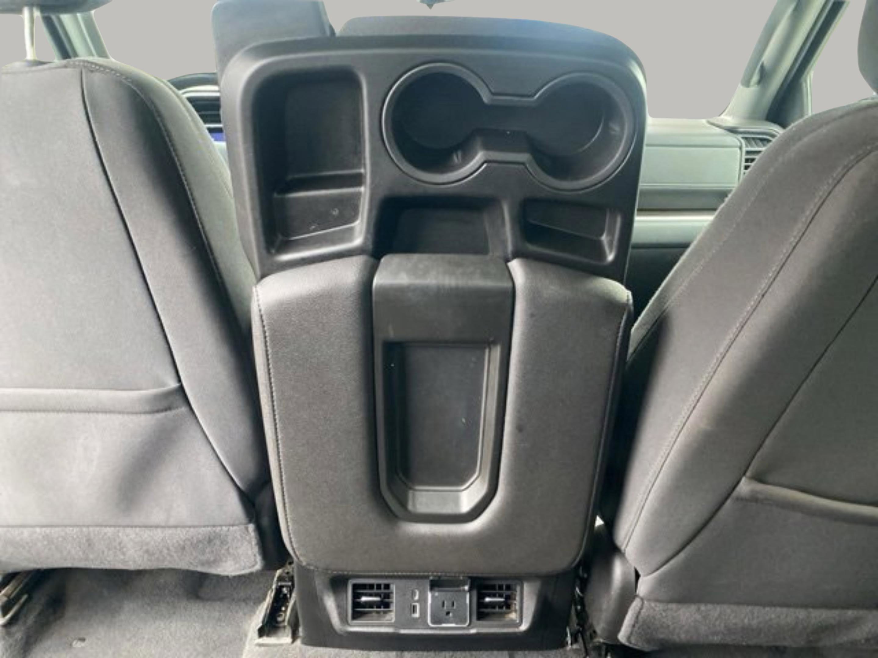 Used 2025 Chevrolet Silverado 1500 LT image 31