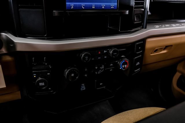 Used 2025 Ford F250 XLT AWD/4WD image 26