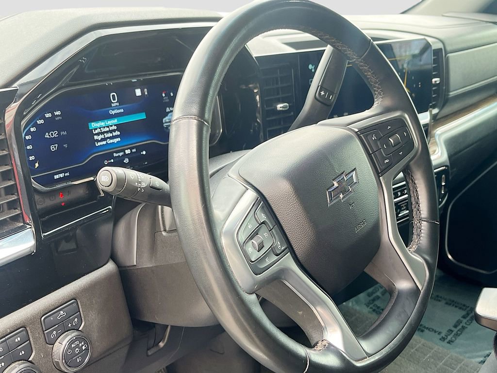 Used 2023 Chevrolet Silverado 1500 RST image 11