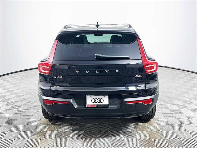 Used 2023 Volvo XC40 B5 Plus w/ Driver Assist Package AWD/4WD image 6