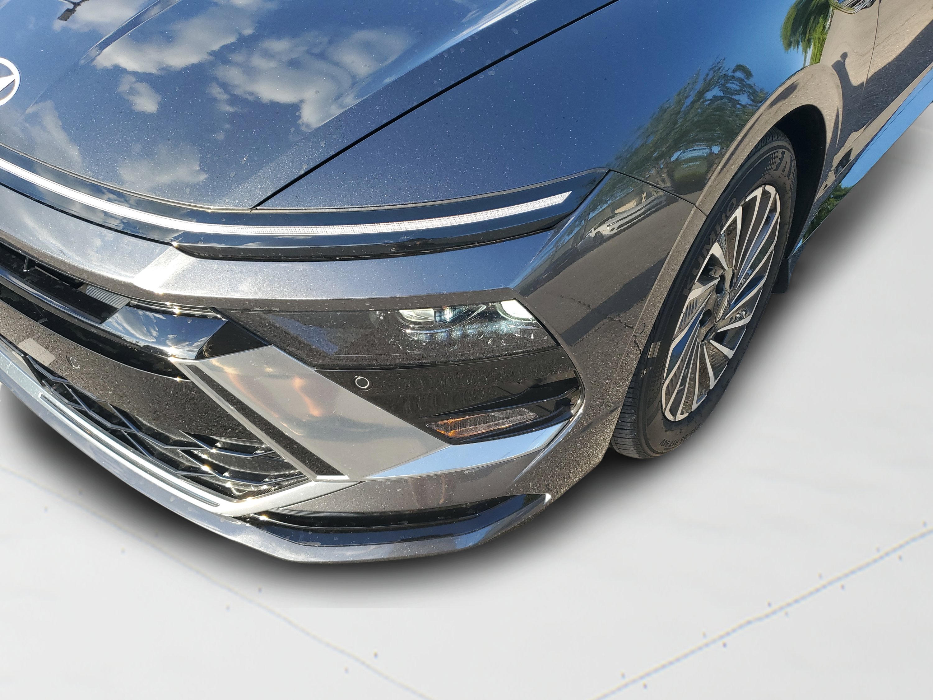 Certified 2025 Hyundai Sonata Limited FWD image 27