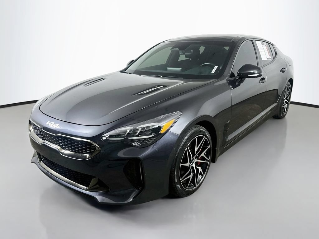 Used 2023 Kia Stinger GT-Line w/ Sun & Sound Package RWD image 3