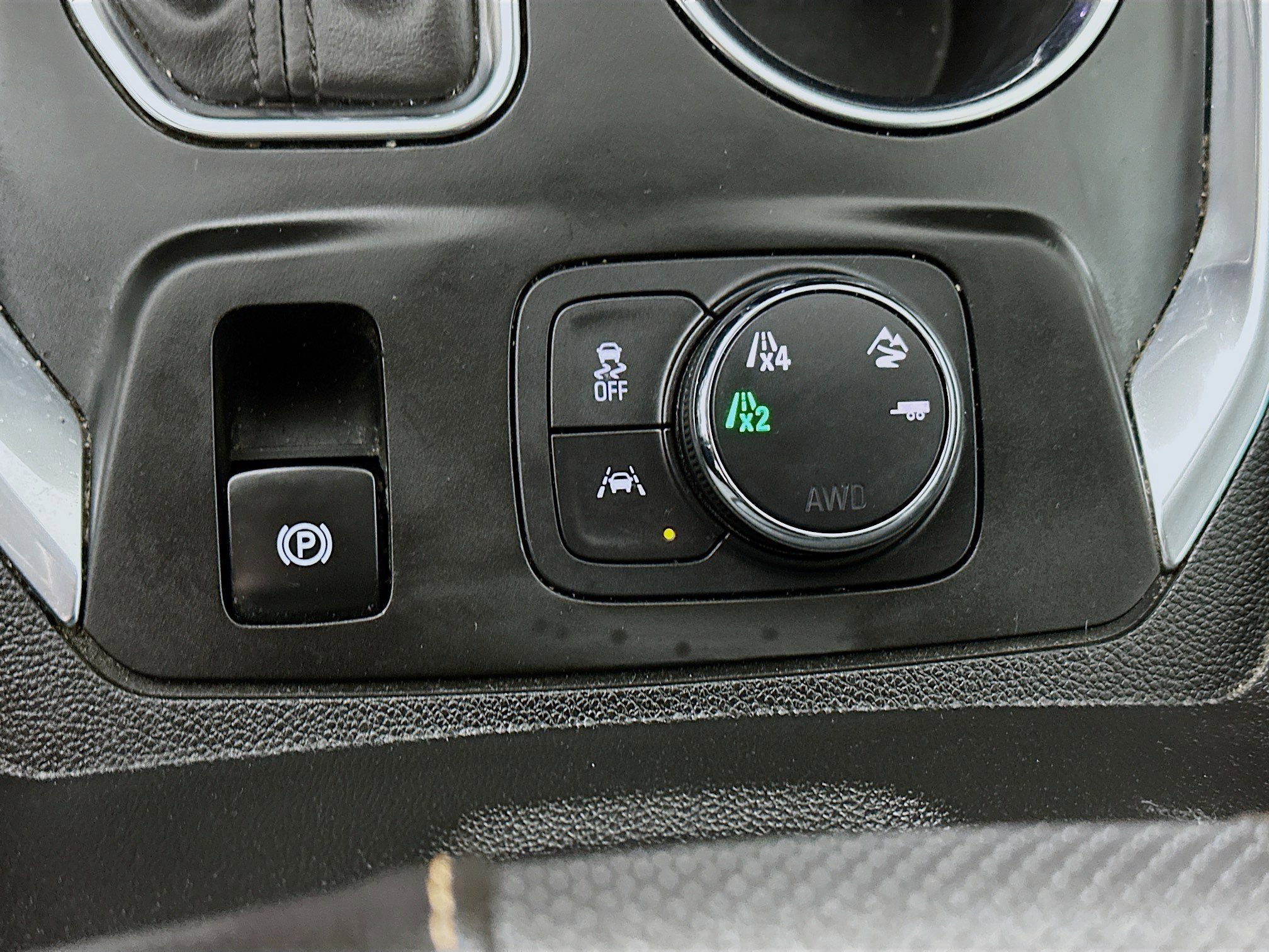 Used 2019 Chevrolet Traverse Premier w/ Redline Edition AWD/4WD image 21