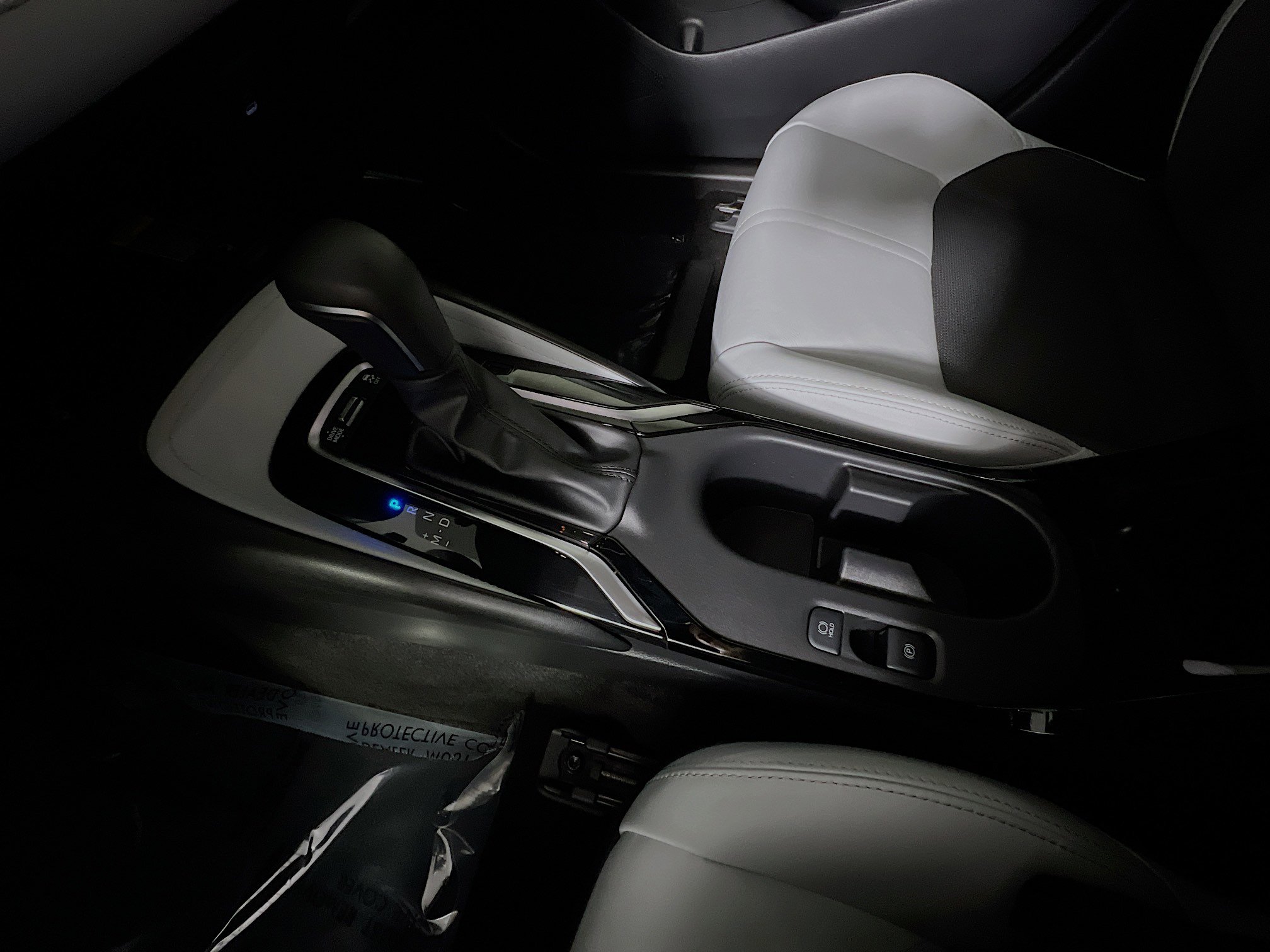 Used 2023 Toyota Corolla XSE image 25