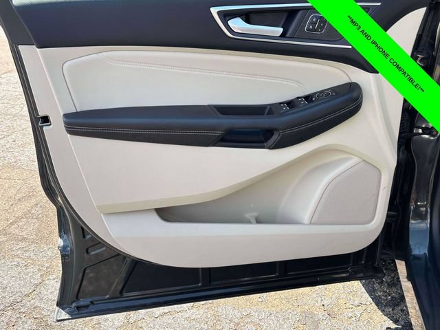 Used 2024 Ford Edge Titanium AWD/4WD image 9