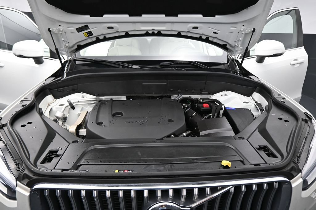 Used 2024 Volvo XC90 B6 Ultimate AWD/4WD image 33