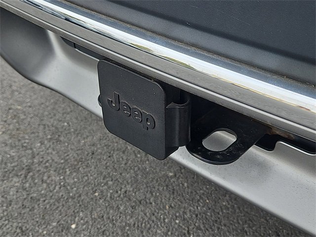 Used 2019 Jeep Cherokee Limited w/ Trailer Tow Group image 23