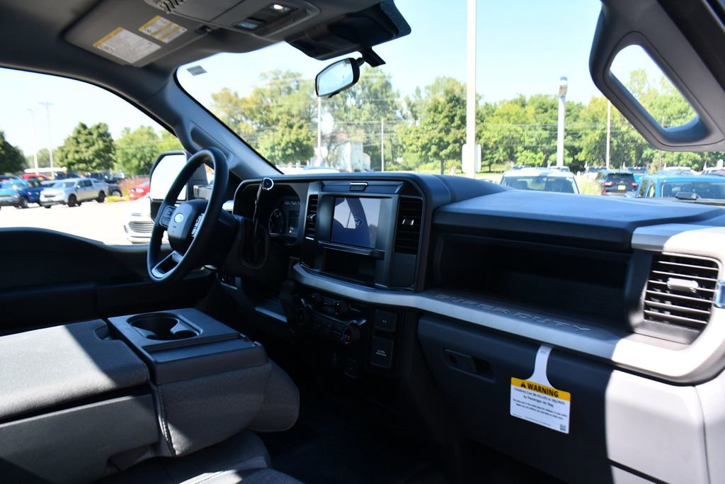 New 2026 Ford F350 XL w/ XL Off-Road Package image 14