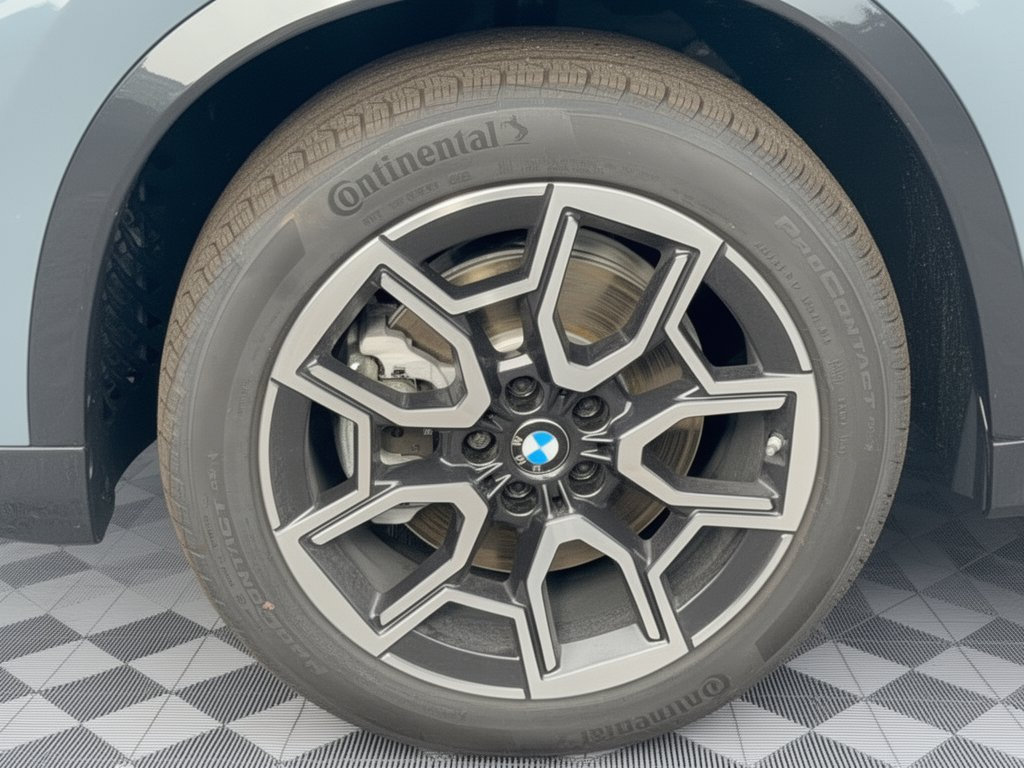 New 2027 BMW X1 xDrive28i AWD/4WD image 13