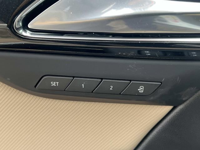 Used 2026 Buick Envision Preferred image 17