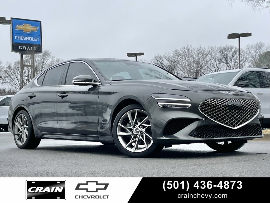 Used 2022 Genesis G70 2.0T image 1