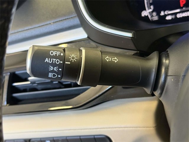 Used 2022 Acura MDX SH-AWD w/ Technology Package image 30