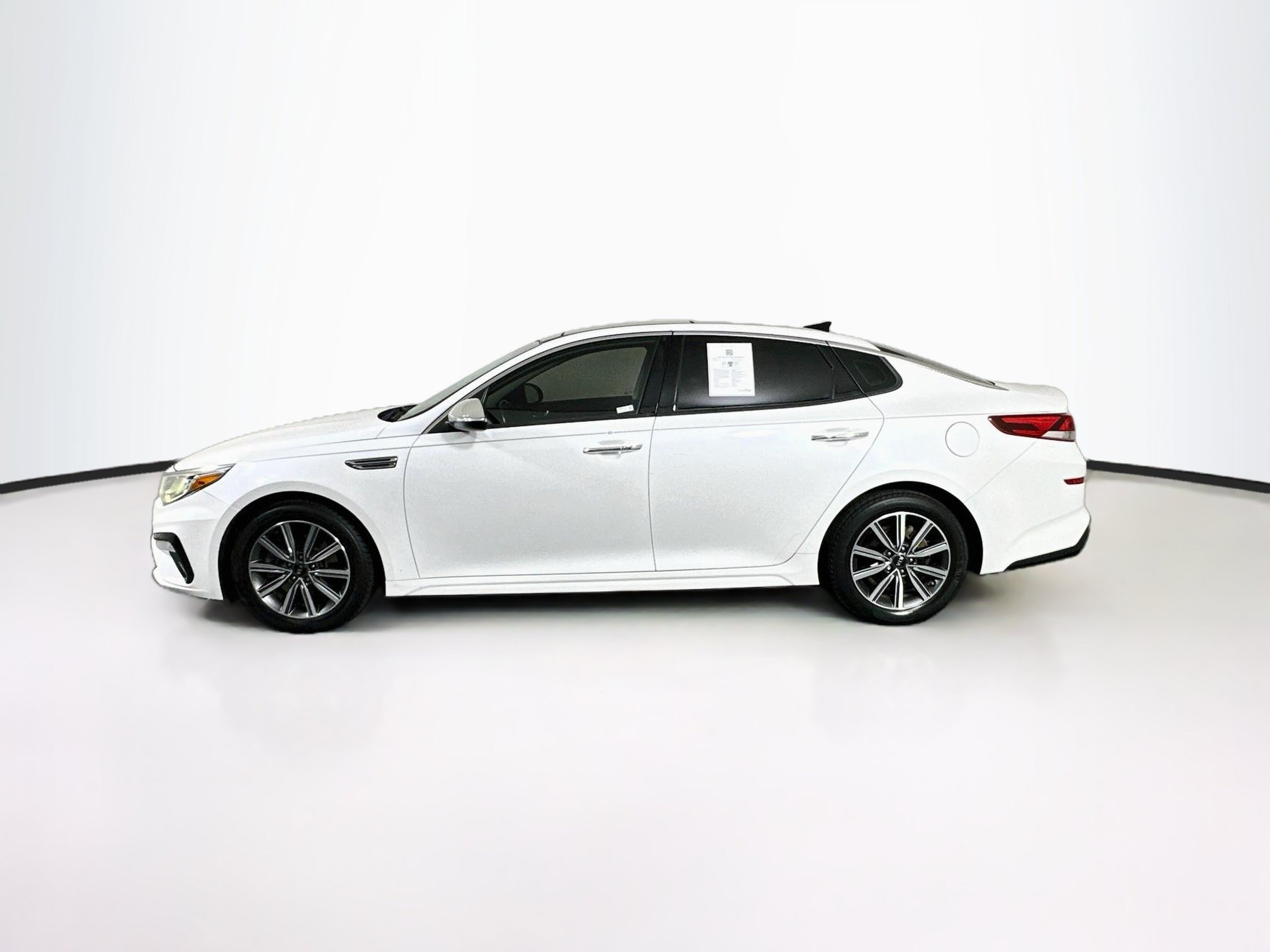 Used 2019 Kia Optima EX w/ EX Premium Package FWD image 4