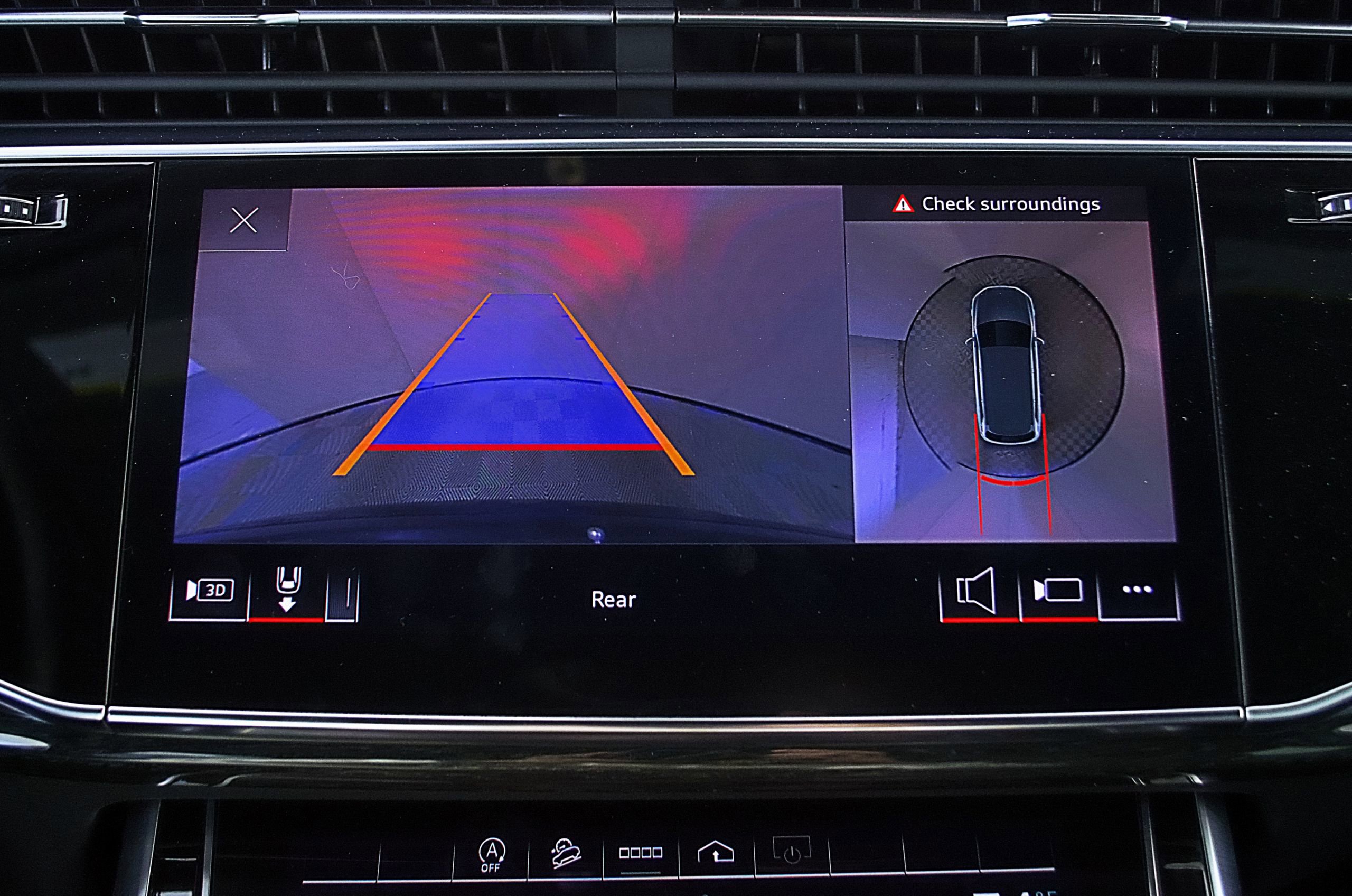 Used 2021 Audi Q7 3.0T Premium image 28