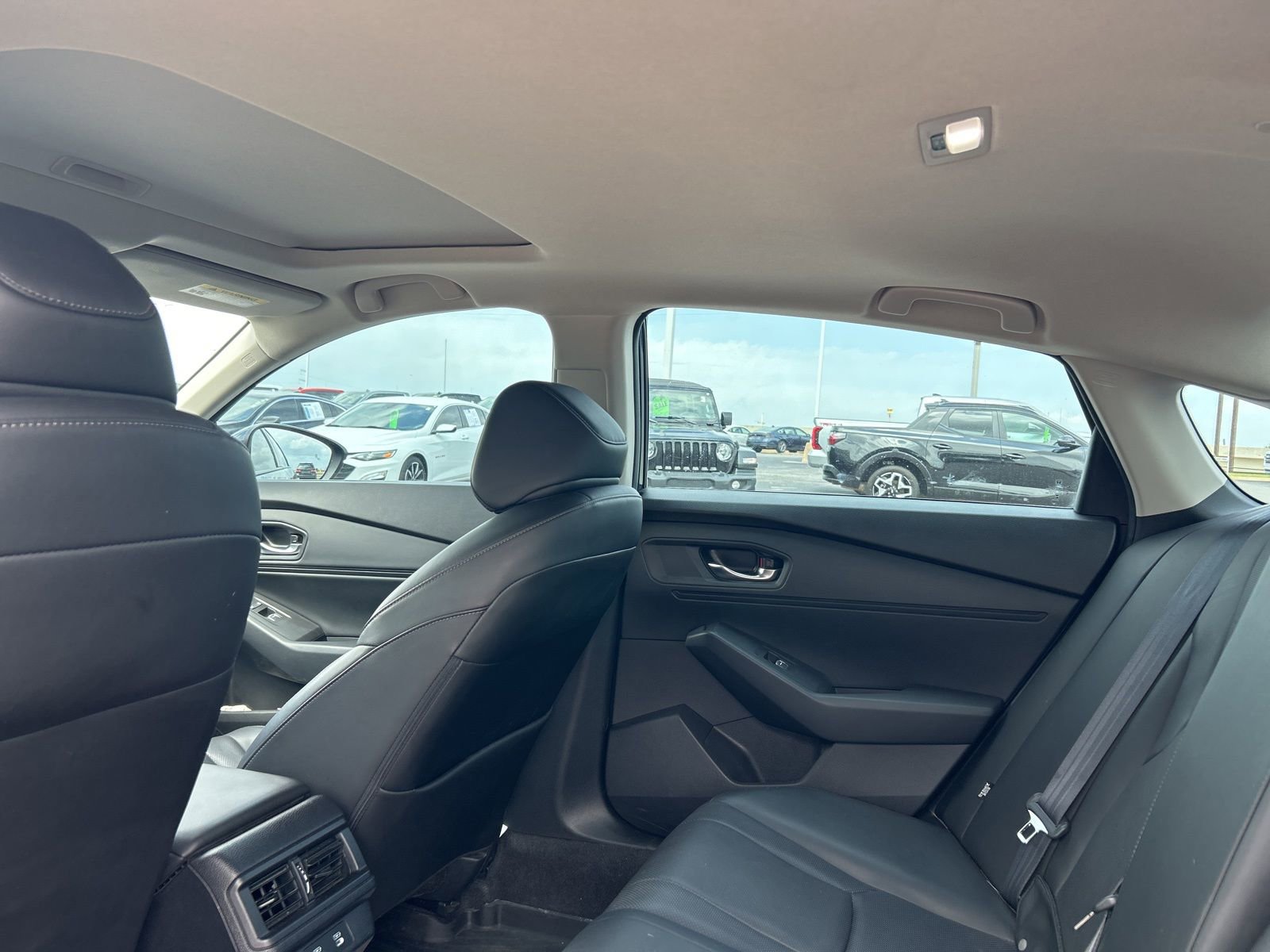 Used 2024 Honda Accord EX-L image 12