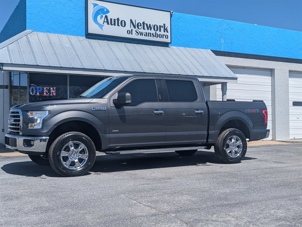 Used 2015 Ford F150 XLT w/ Equipment Group 302A Luxury AWD/4WD image 1