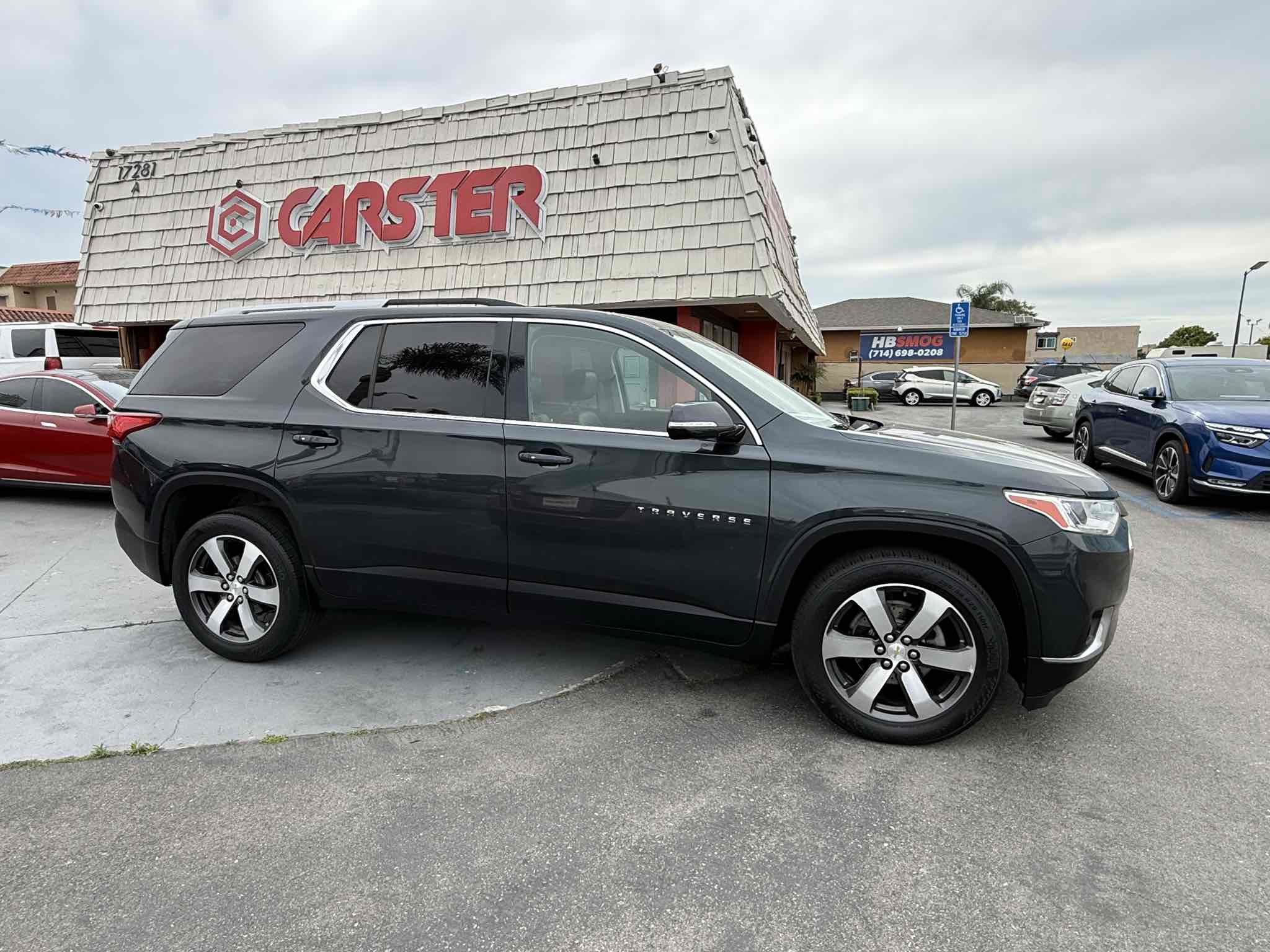 Used 2018 Chevrolet Traverse LT image 17
