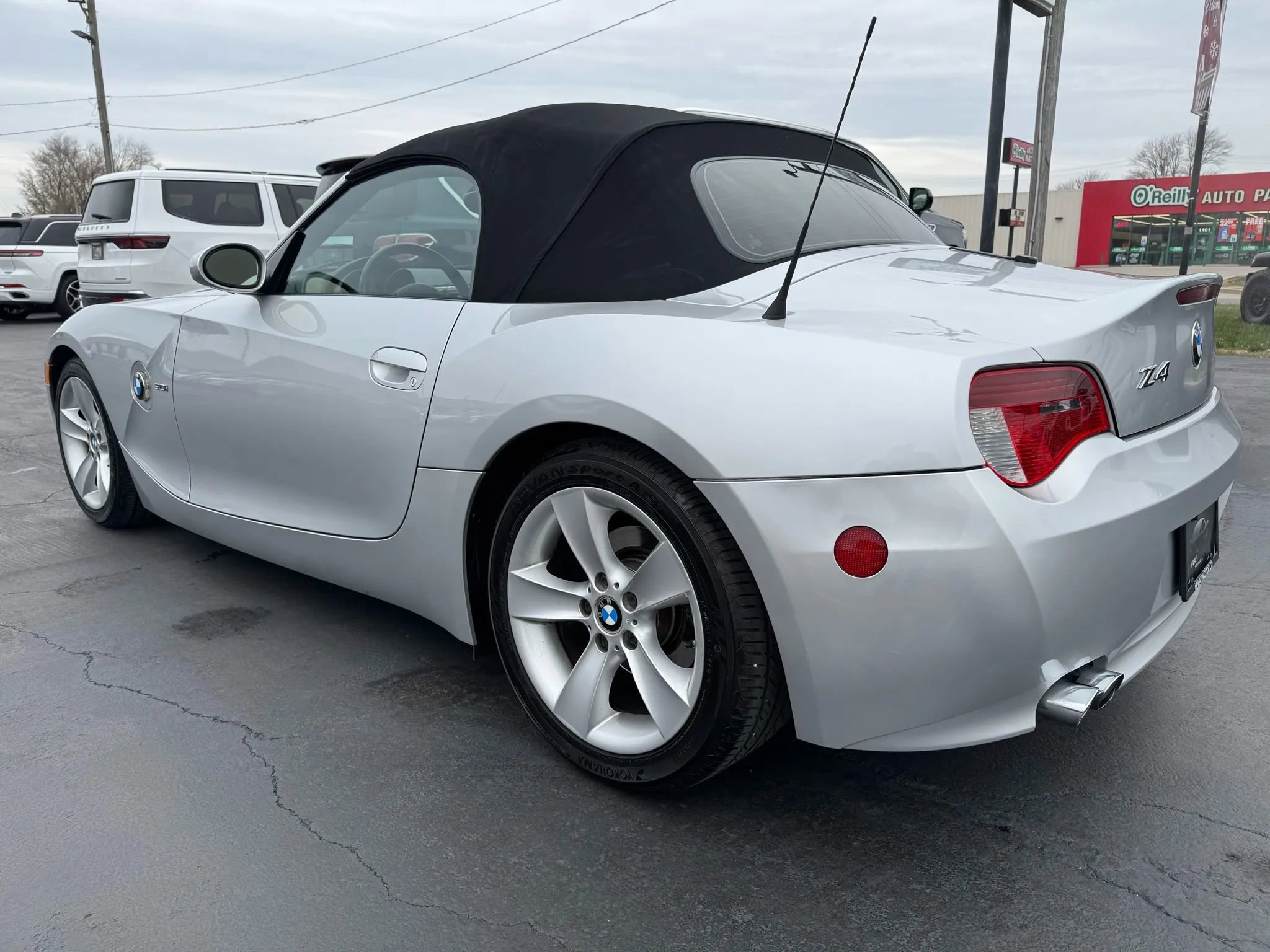 Used 2007 BMW Z4 3.0i image 10