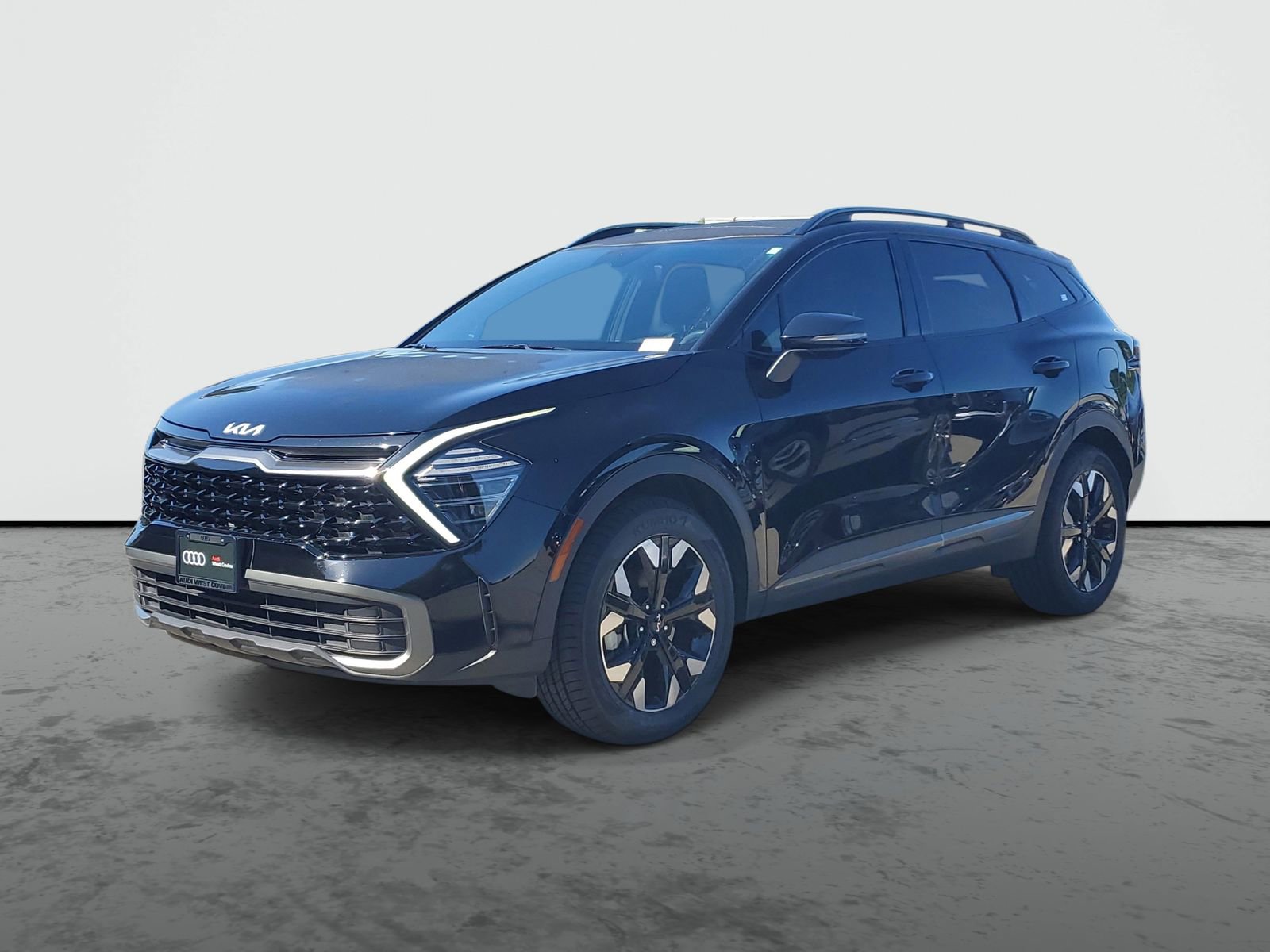 Used 2024 Kia Sportage X-Line w/ X-Line Premium Package image 2