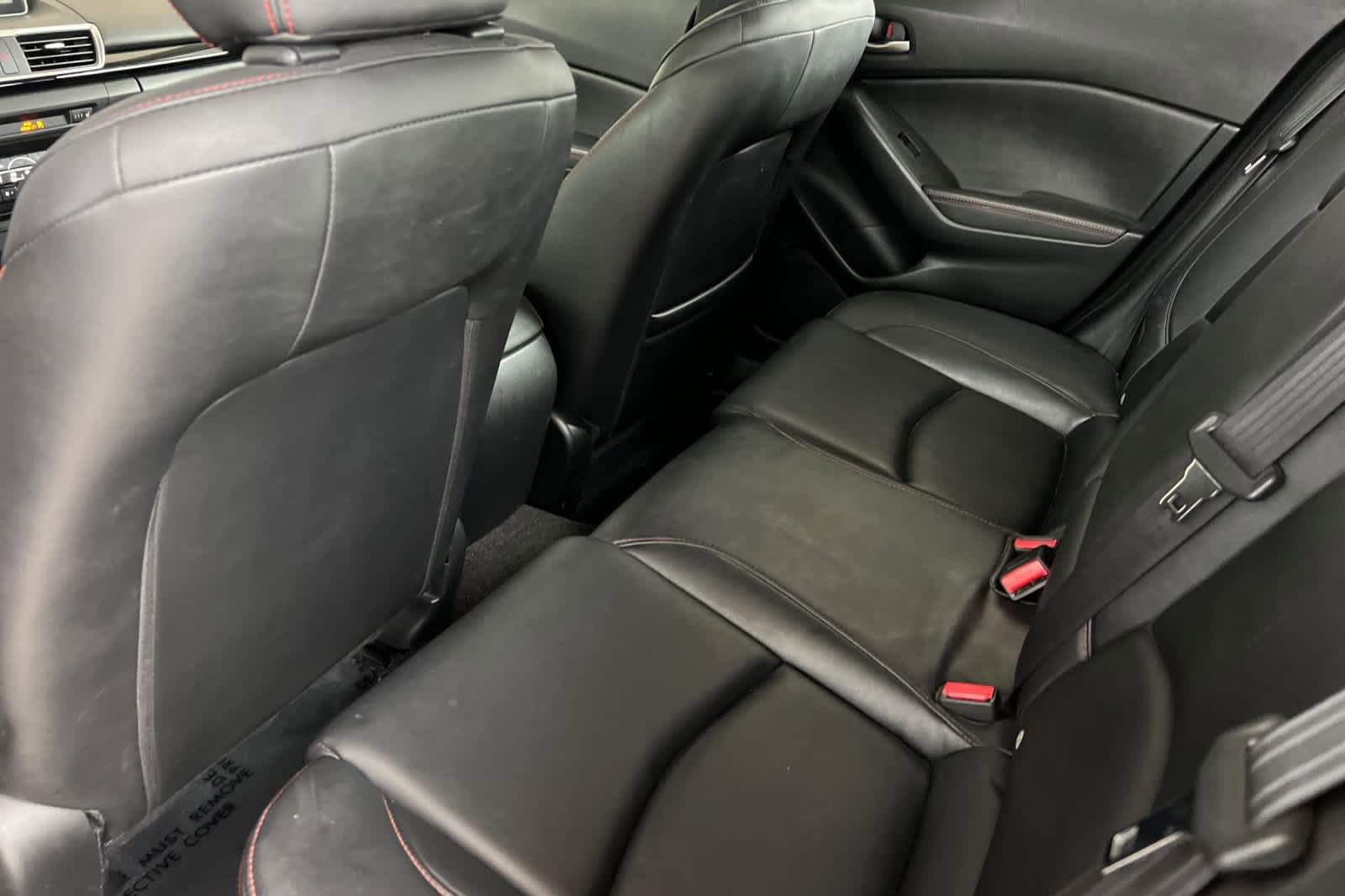 Used 2016 MAZDA MAZDA3 i Grand Touring FWD image 4