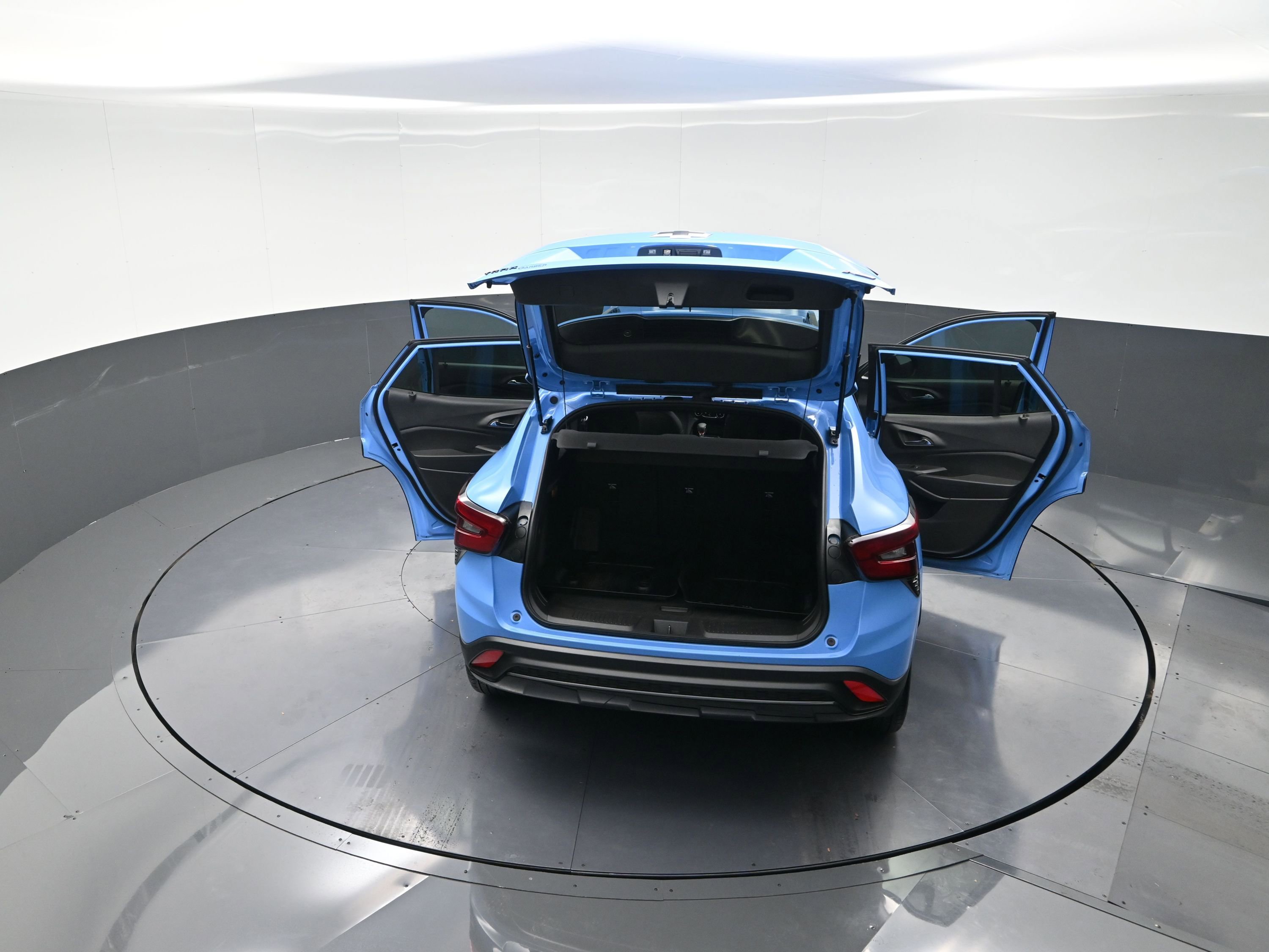 Used 2024 Chevrolet Trax RS w/ Driver Confidence Package image 13