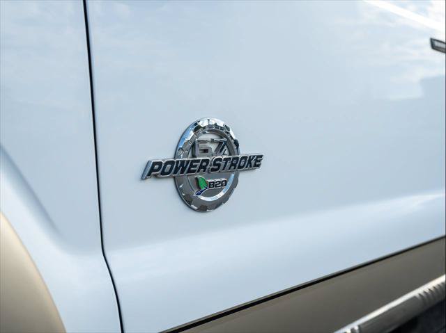 Used 2011 Ford F250 Lariat w/ Lariat Interior Pkg RWD image 9