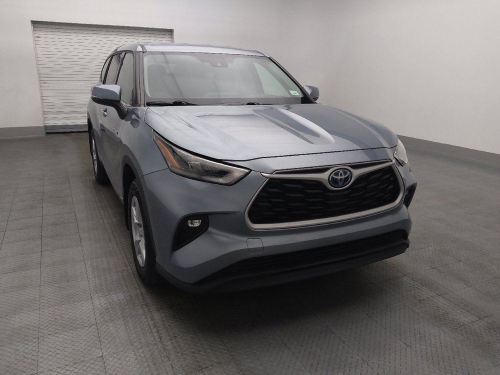 Used 2020 Toyota Highlander LE image 14