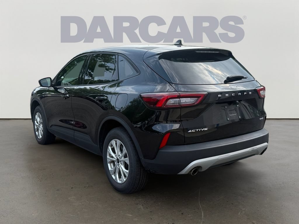 Used 2025 Ford Escape Active AWD/4WD image 5