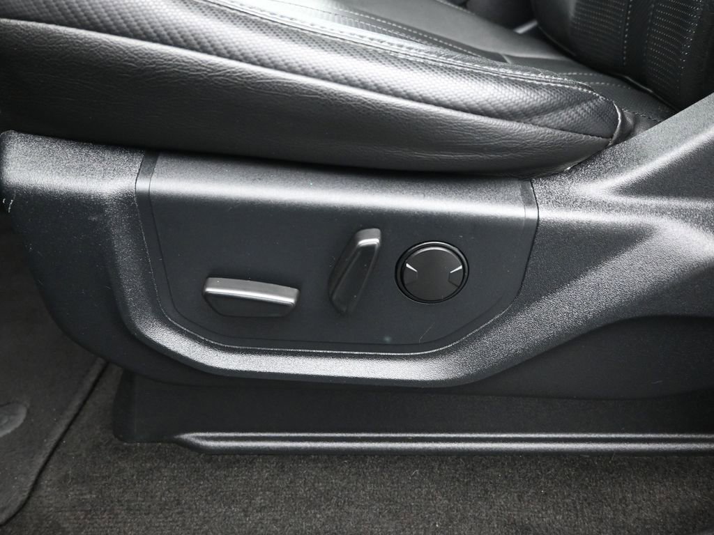 Used 2019 Ford F150 XLT w/ Equipment Group 302A Luxury image 10