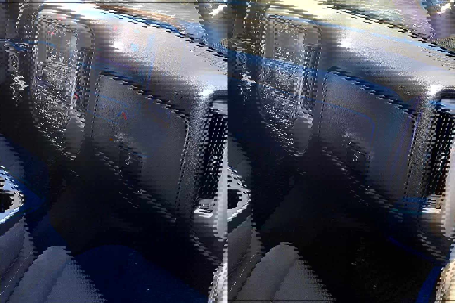 Used 2018 Chevrolet Silverado 1500 LT w/ All Star Edition image 16