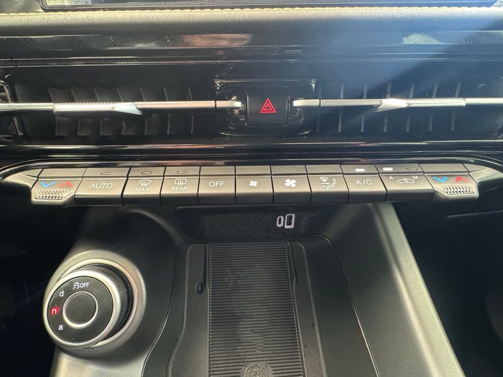 New 2025 Alfa Romeo Tonale image 35