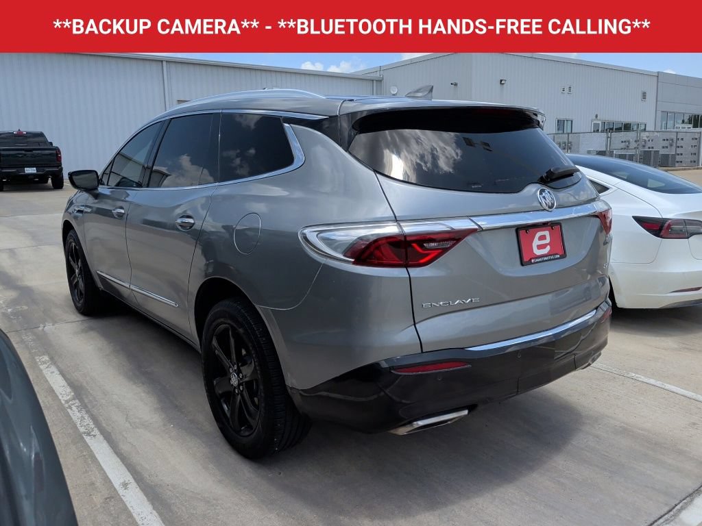 Used 2023 Buick Enclave Essence w/ Sport Touring Edition FWD image 5