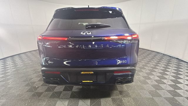 Used 2024 INFINITI QX60 Pure AWD/4WD video 3