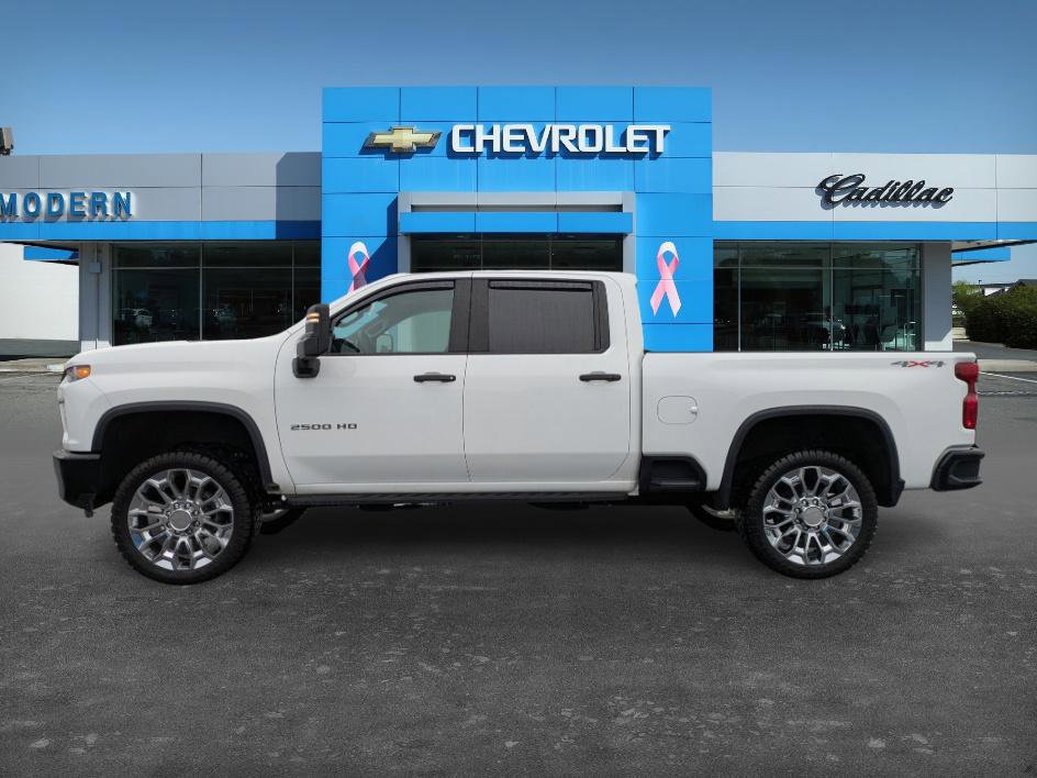 Used 2023 Chevrolet Silverado 2500 Custom w/ Custom Value Package image 8
