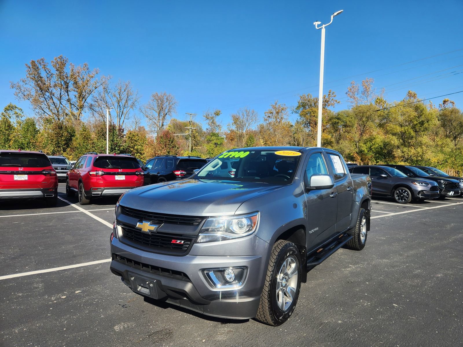 Used 2019 Chevrolet Colorado Z71 image 2
