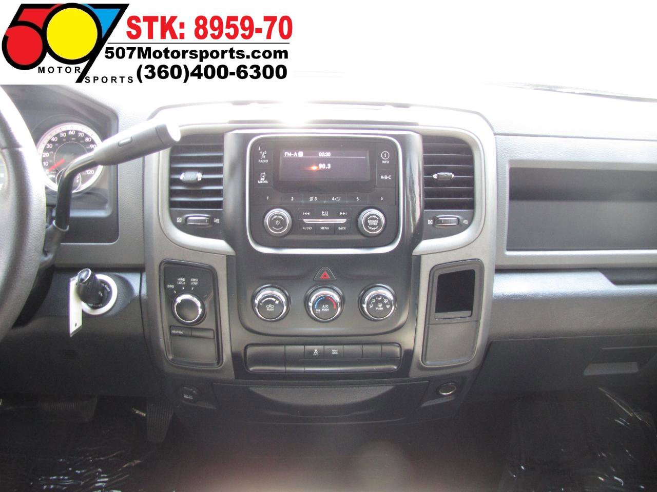 Used 2013 RAM 1500 ST w/ SXT Appearance Group AWD/4WD image 17